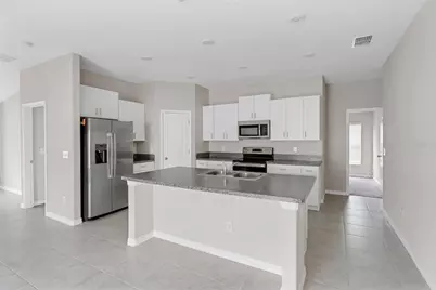 39895 Harvest Creek Lane, Zephyrhills, FL 33540 - Photo 3