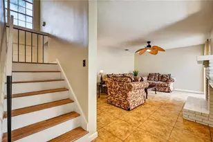 1079 Summer Lakes Dr, Orlando, FL 32835 - Photo 9