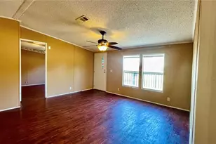 2665 2639 E Hwy 466, Oxford, FL 34484 - Photo 9