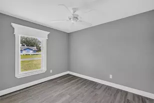 1233 Padgett Cir, Lady Lake, FL 32159 - Photo 17