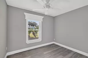 1233 Padgett Cir, Lady Lake, FL 32159 - Photo 15