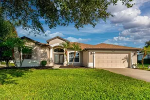 27303 Gingerbread Pl, Leesburg, FL 34748 - Photo 1