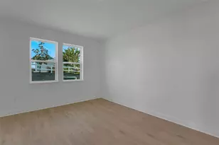 1005 Fiesta Key Cir, Lady Lake, FL 32159 - Photo 11