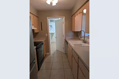 931 Cedar Circle, Tavares, FL 32778 - Photo 3
