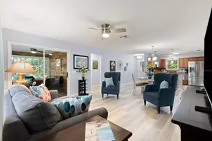 1426 Juarez Pl, The Villages, FL 32159 - Photo 3