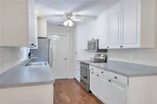 364 Cherry Tree St, Eustis, FL 32726 - Photo 9