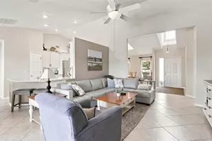 3716 Bayshore Cir, Tavares, FL 32778 - Photo 19