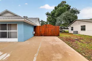 606 Cricket Hollow Ln, Eustis, FL 32726 - Photo 9