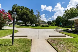 33816 Spring Dr, Leesburg, FL 34788 - Photo 49
