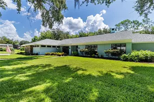 33816 Spring Dr, Leesburg, FL 34788 - Photo 47
