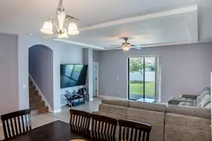 612 Silverthorn Pl, Groveland, FL 34736 - Photo 5