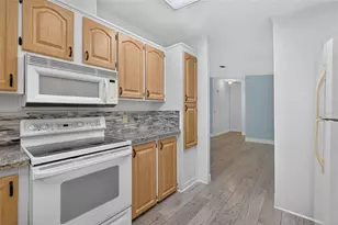 9574 SE 166th Pl, Summerfield, FL 34491 - Photo 9
