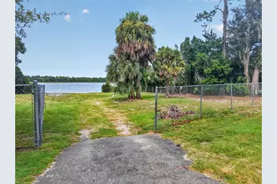 17911 Beach Street, Umatilla, FL 32784 - Photo 35