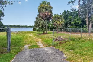 17911 Beach St, Umatilla, FL 32784 - Photo 35