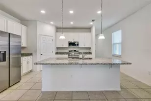 2599 Avalon Pk Blvd, Tavares, FL 32778 - Photo 3