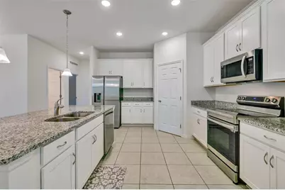 2599 Avalon Park Boulevard, Tavares, FL 32778 - Photo 5