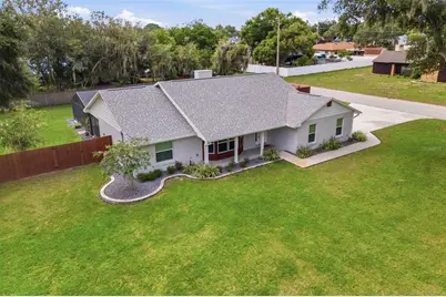 5240 Royal Oak Drive, Fruitland Park, FL 34731 - Photo 1