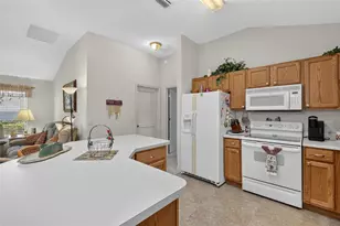 1276 Northbrook Pl, The Villages, FL 32162 - Photo 9