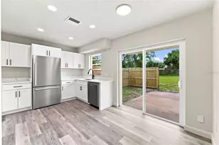 990 Liskeard Ave, Orange City, FL 32763 - Photo 15