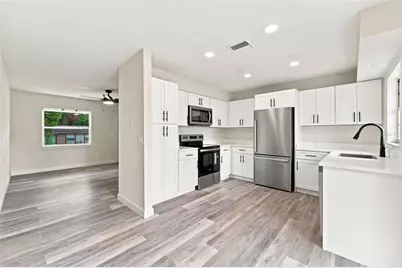 990 Liskeard Avenue, Orange City, FL 32763 - Photo 3