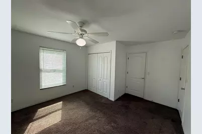 8927 Courtyard Lane, Groveland, FL 34736 - Photo 19