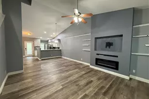 8927 Courtyard Ln, Groveland, FL 34736 - Photo 3