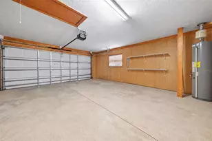 5596 Freeport Dr, Tavares, FL 32778 - Photo 19
