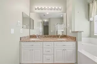 5596 Freeport Dr, Tavares, FL 32778 - Photo 15