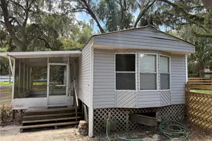 1604 Co Rd 434B, Lake Panasoffkee, FL 33538 - Photo 9