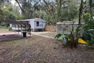 1604 Co Rd 434B, Lake Panasoffkee, FL 33538 - Photo 11