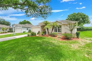 2525 New Castle Ct, Clermont, FL 34711 - Photo 3