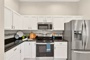 9335 SE 176th Saffold St, The Villages, FL 32162 - Photo 9