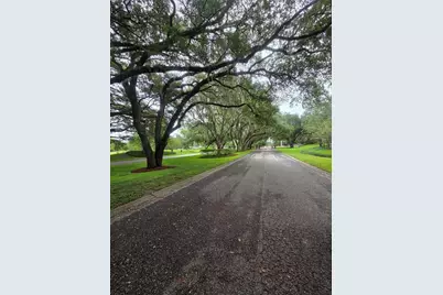 517 Dowling Circle, Lady Lake, FL 32159 - Photo 11