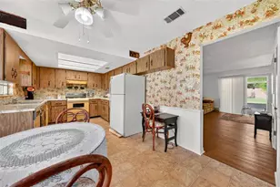 16529 Orange Ave, Umatilla, FL 32784 - Photo 19