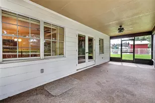 8050 Spring Dr, Yalaha, FL 34797 - Photo 29