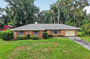 8050 Spring Dr, Yalaha, FL 34797 - Photo 1