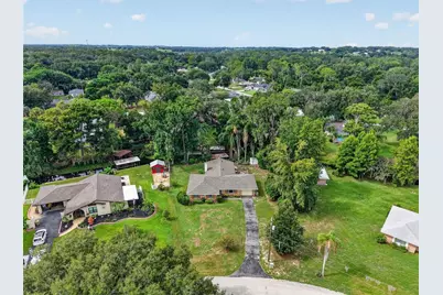 8050 Spring Drive, Yalaha, FL 34797 - Photo 5