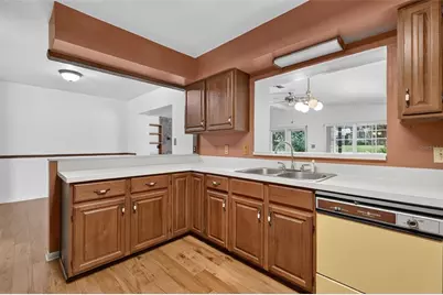 8050 Spring Drive, Yalaha, FL 34797 - Photo 15