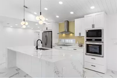 5424 Loma Vista Drive E, Davenport, FL 33896 - Photo 11