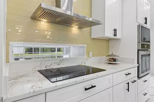 5424 Loma Vista Dr E, Davenport, FL 33896 - Photo 9