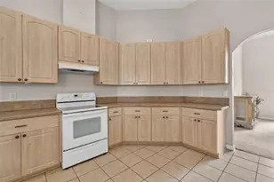 5925 Bagpipe Pl, Leesburg, FL 34748 - Photo 13