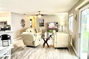 7811 SE 173rd Panorama Pl, The Villages, FL 32162 - Photo 13