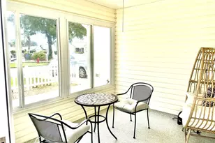 7811 SE 173rd Panorama Pl, The Villages, FL 32162 - Photo 9