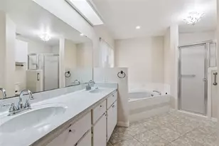 26744 Racquet Cir, Leesburg, FL 34748 - Photo 17