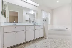 26744 Racquet Cir, Leesburg, FL 34748 - Photo 17