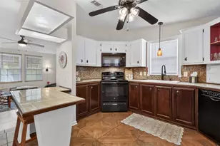 1541 Doral Cir, The Villages, FL 32159 - Photo 7