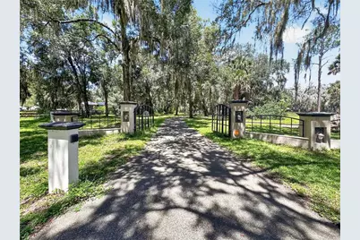 10639 SE Sunset Harbor Road, Summerfield, FL 34491 - Photo 5