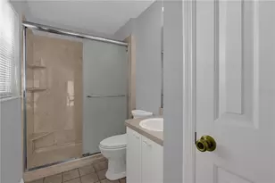 805 San Carlos Ct, Lady Lake, FL 32159 - Photo 17