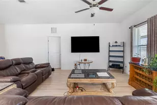 15409 Ivory Gull Ln, Mascotte, FL 34753 - Photo 11