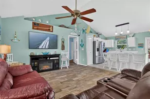 39627 Greenbrier St, Eustis, FL 32736 - Photo 5